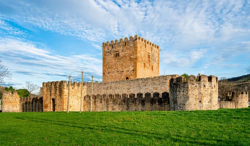 castillo munatones castillo munatones