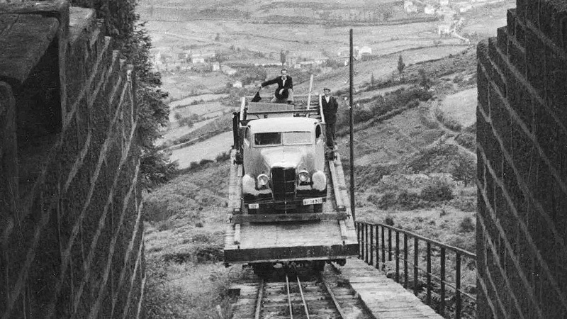funicular larreineta historia